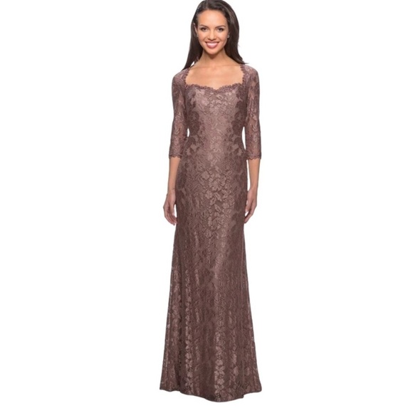 La Femme | Mauve Lace Applique Tulle Sweetheart Neckline Trumpet Gown Size 4 - Picture 1 of 13